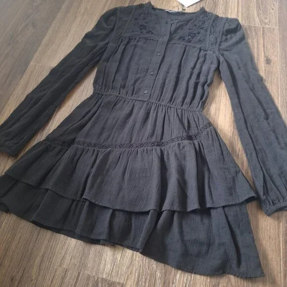 NWT Zara Black Tiered Embroidered Mini Dress Lined 100% Cotton - Picture 7 of 9